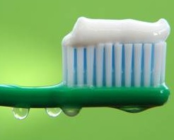 Dentrífico 75 Ml  C12